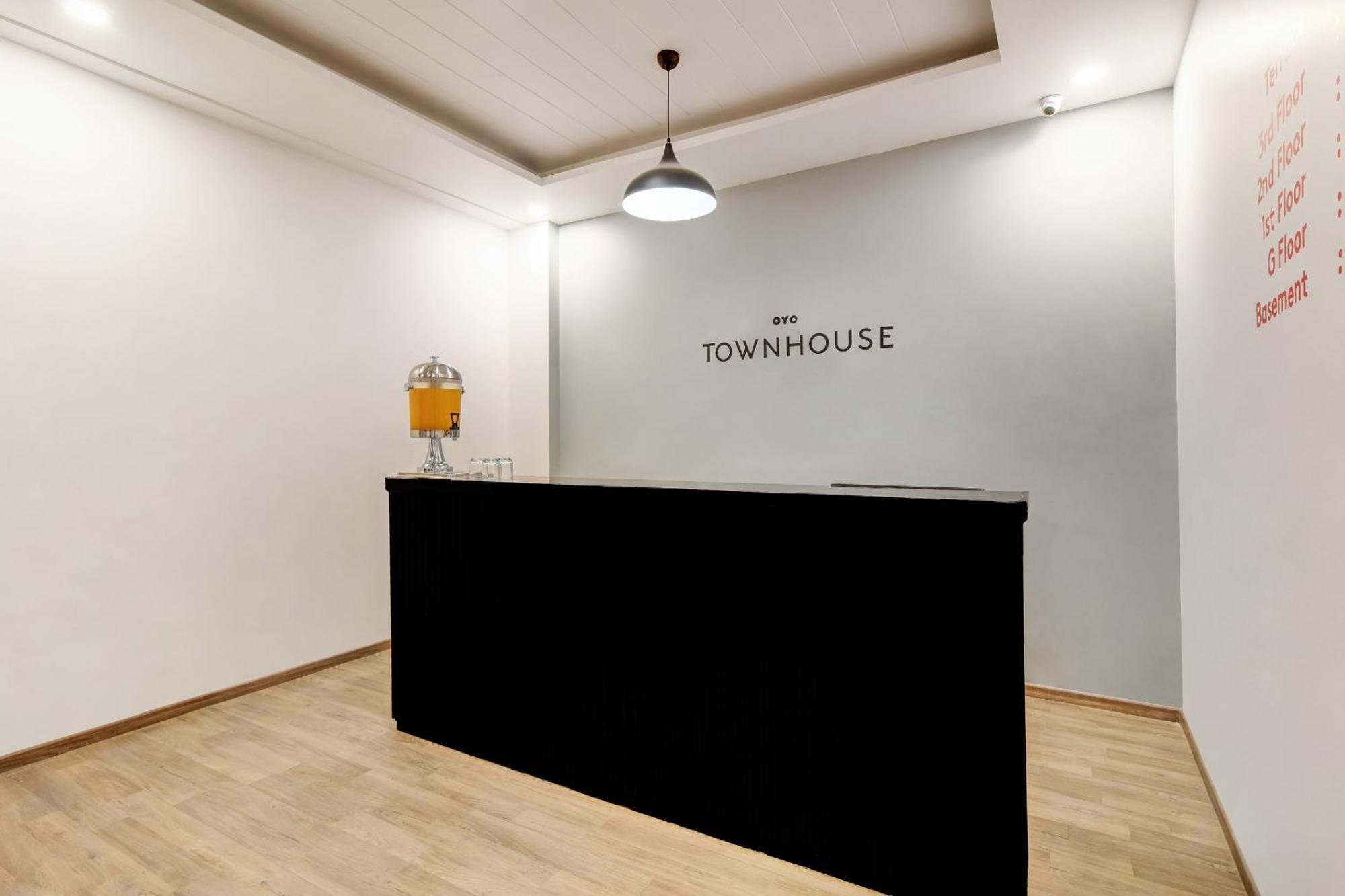 Townhouse Jaipur Airport Hotel Екстериор снимка